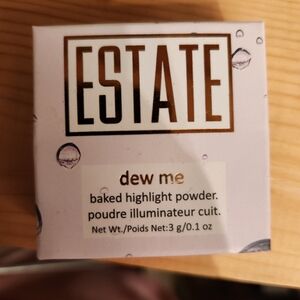 Baked highlighting powder